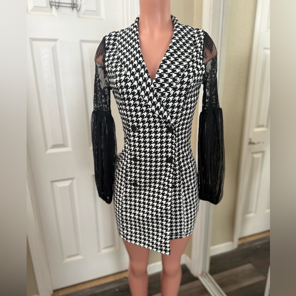 Elegant Black and White Houndstooth Dress with Sheer Sleeves